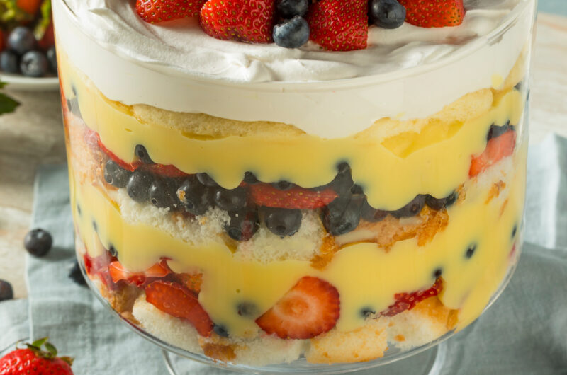 Easy Berry Trifle